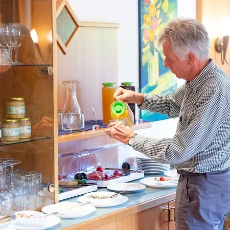 Gaestehaus Nora * Stein bei Loipersdof