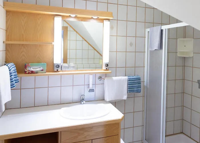 Nora Privatunterkunft Stein bei Loipersdof